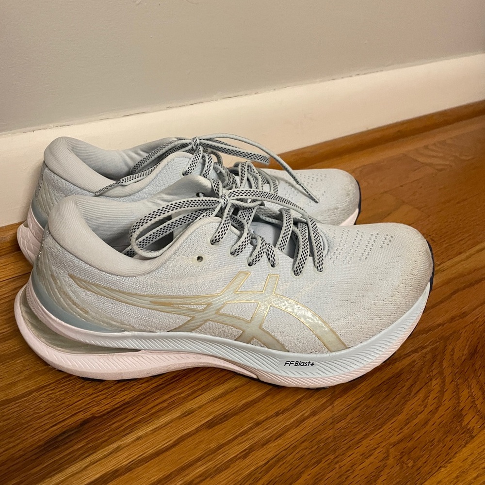 ASICS Kayano 29 Women’s 7.5 wide